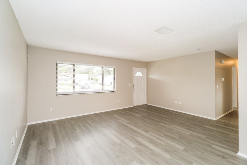 1,675/Mo, 1020 Pope St NW Palm Bay, FL 32907 Living Room View