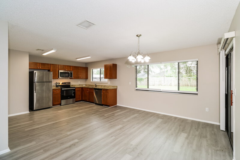 1,675/Mo, 1020 Pope St NW Palm Bay, FL 32907 Dining Room View