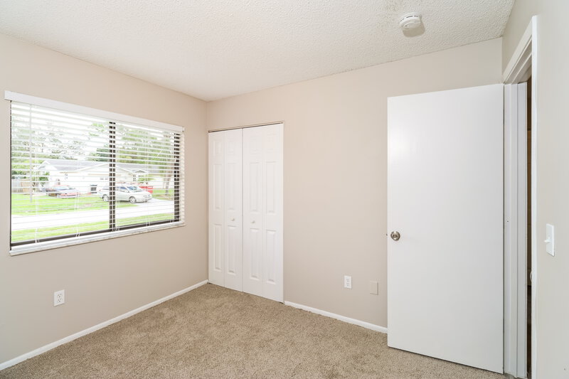 1,675/Mo, 1020 Pope St NW Palm Bay, FL 32907 Bedroom View 2