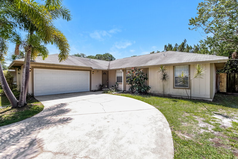 2,250/Mo, 1097 Woodsmere Pkwy Rockledge, FL 32955 External View