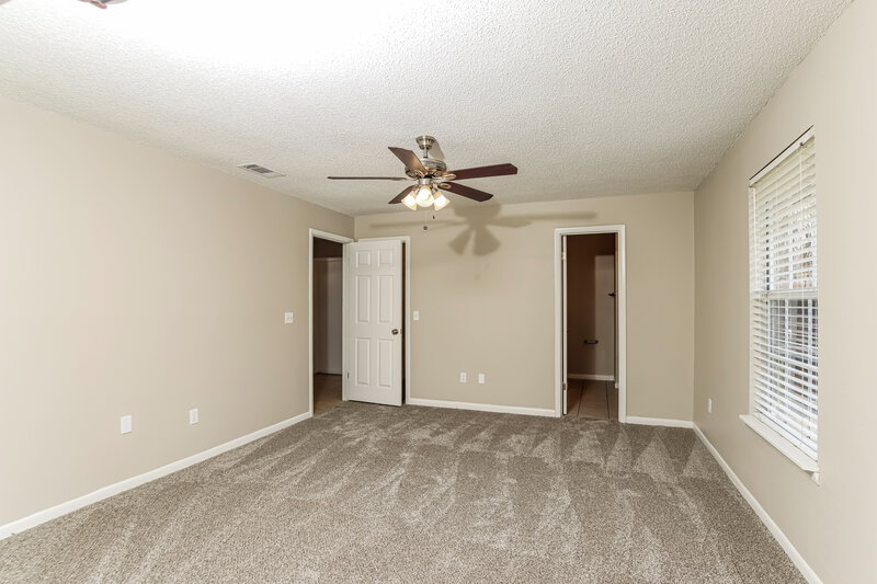 2,250/Mo, 1097 Woodsmere Pkwy Rockledge, FL 32955 Main Bedroom View