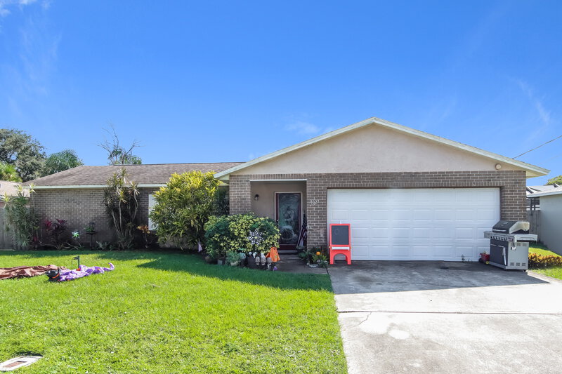 3,110/Mo, 1027 Sycamore Dr Rockledge, FL 32955 External View