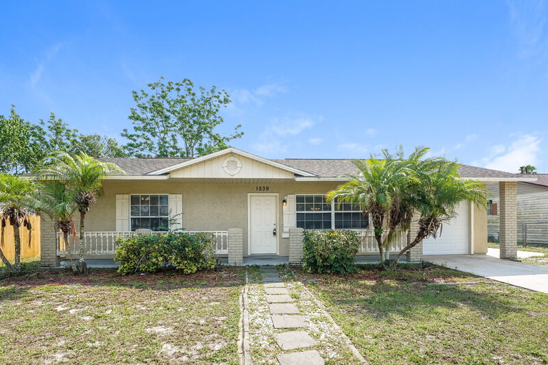 2,235/Mo, 1539 Lafayette Ave Titusville, FL 32796 External View