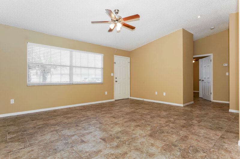 2,235/Mo, 1539 Lafayette Ave Titusville, FL 32796 Living Room View 3