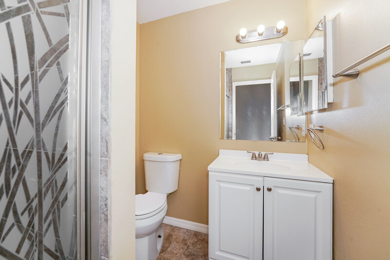 2,235/Mo, 1539 Lafayette Ave Titusville, FL 32796 Bathroom View