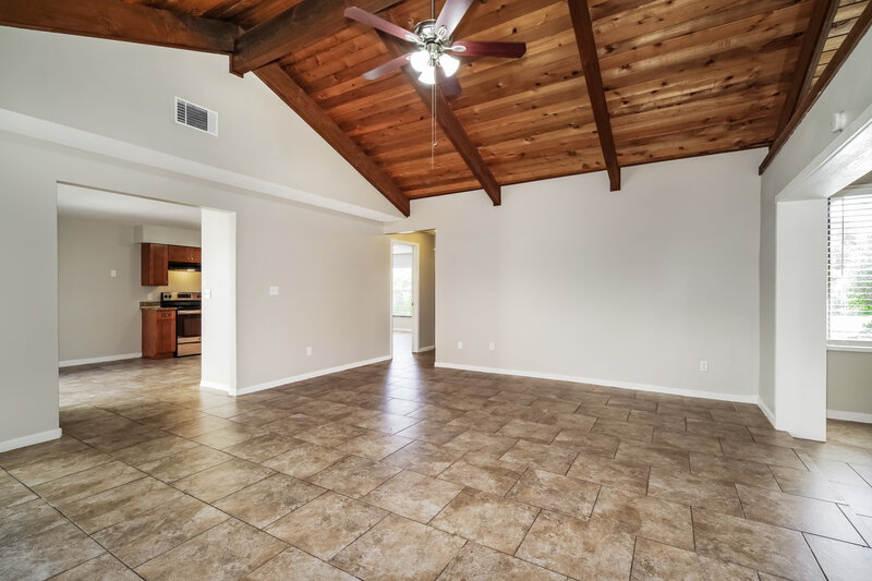 2,145/Mo, 225 Bayhead Dr Melbourne, FL 32940 Living Room View
