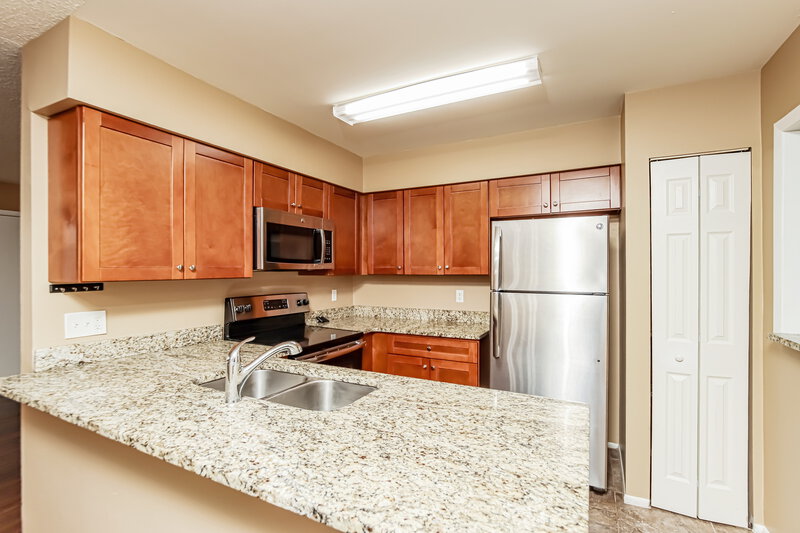 1,775/Mo, 431 Veronica Ave NE Palm Bay, FL 32907 Kitchen View 2