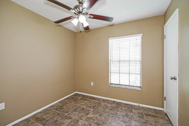 1,630/Mo, 431 Veronica Ave NE Palm Bay, FL 32907 Bedroom View 2