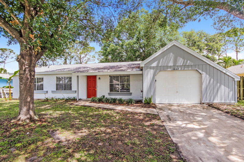 1,935/Mo, 1647 Baker St NE Palm Bay, FL 32907 External View