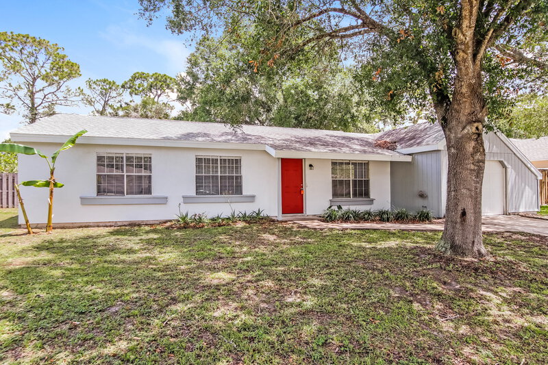 1,935/Mo, 1647 Baker St NE Palm Bay, FL 32907 Front View