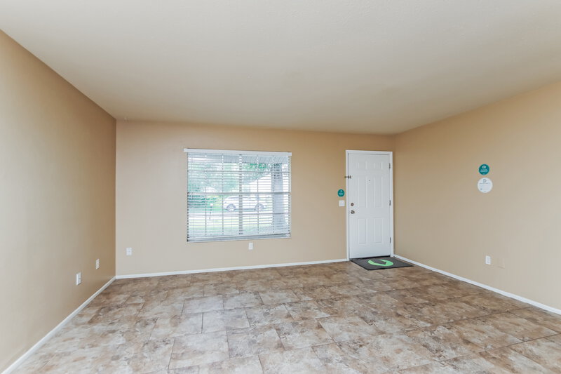 1,935/Mo, 1647 Baker St NE Palm Bay, FL 32907 Living Room View