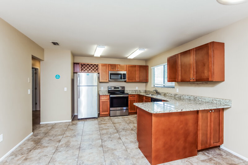 1,935/Mo, 1647 Baker St NE Palm Bay, FL 32907 Kitchen View