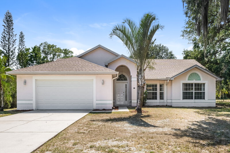 2,195/Mo, 720 RIVIERA DR NE Palm Bay, FL 32905 External View