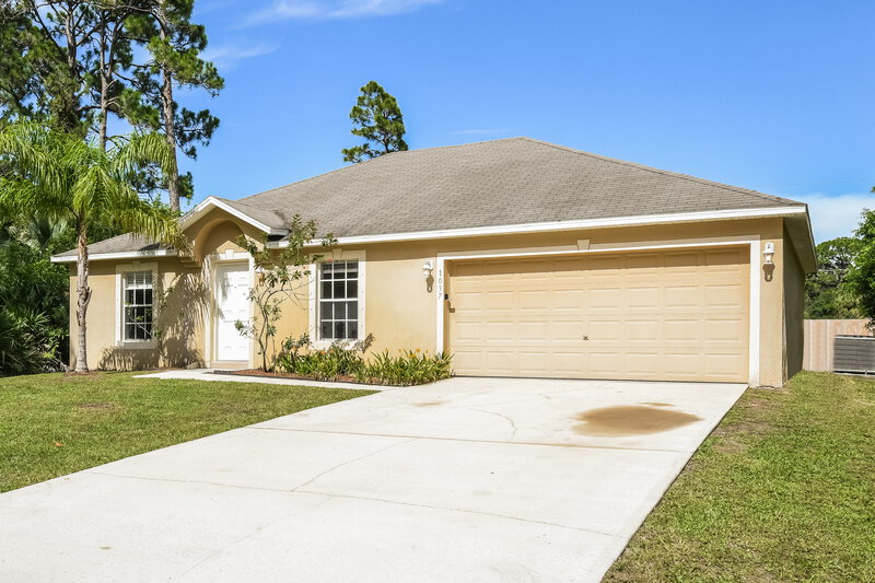2,270/Mo, 1037 Galvin Ave Sw Palm Bay, FL 32908 Front View