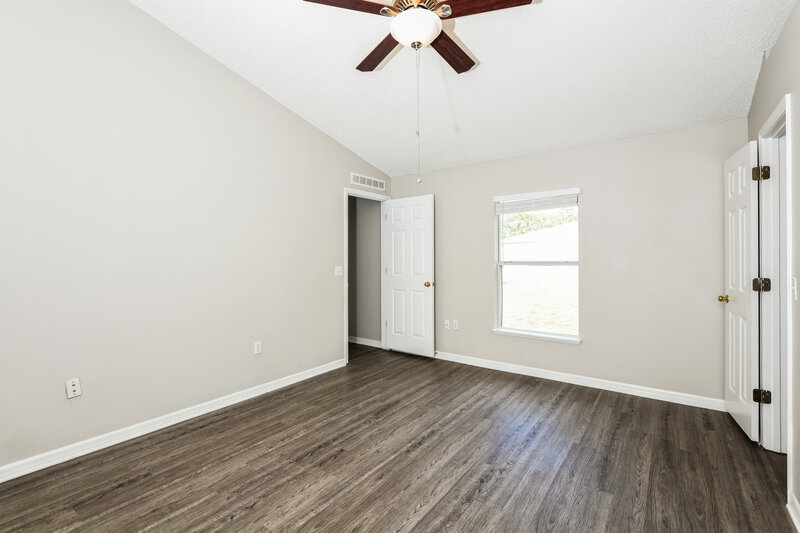 2,270/Mo, 1037 Galvin Ave Sw Palm Bay, FL 32908 Main Bedroom View 2