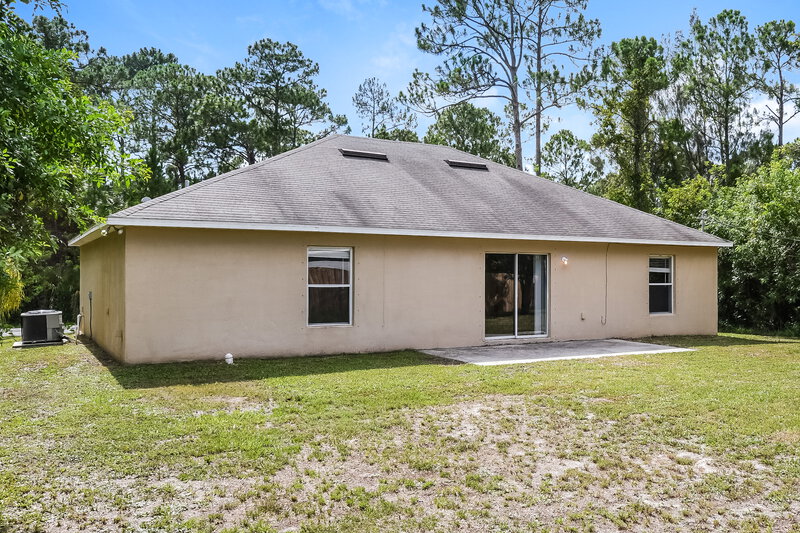2,270/Mo, 1037 Galvin Ave Sw Palm Bay, FL 32908 Rear View 2