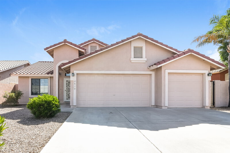2,325/Mo, 2419 S Saranac Mesa, AZ 85209 External View