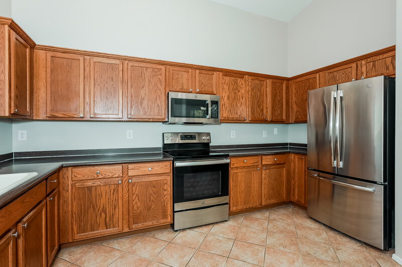 2,220/Mo, 35428 N Shorthorn Trl San Tan Valley, AZ 85143 Kitchen View 2