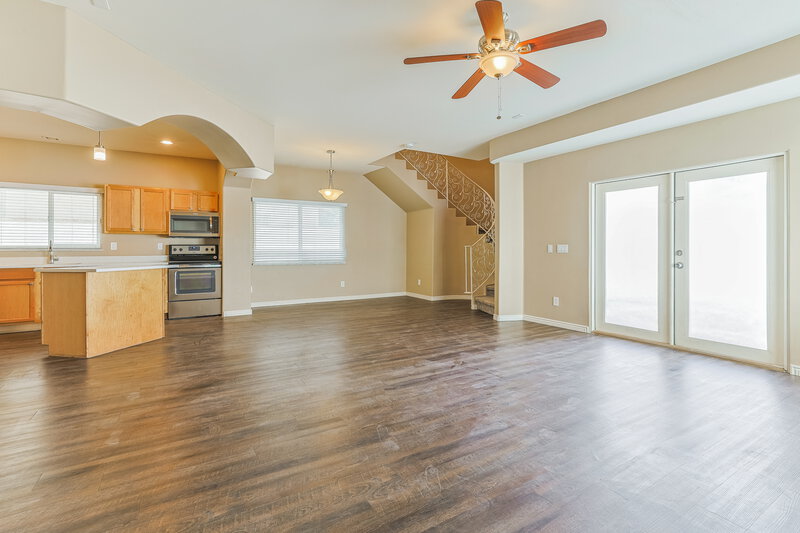 2,275/Mo, 1022 N Henry Dr Chandler, AZ 85224 Living Room View 2