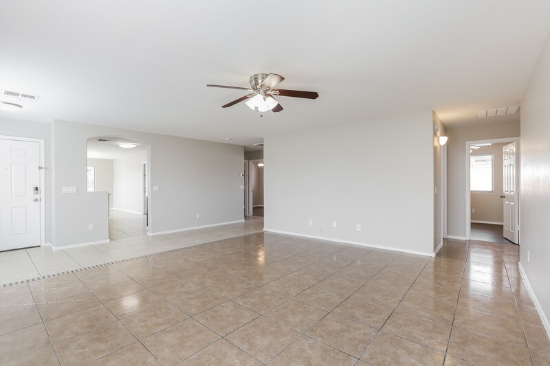 2,280/Mo, 4332 W Alta Vista Rd Laveen, AZ 85339 Misc View