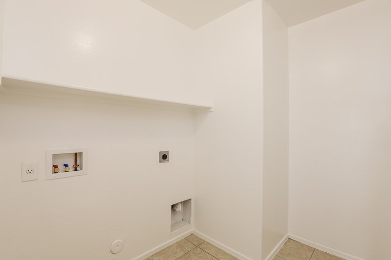 2,280/Mo, 4332 W Alta Vista Rd Laveen, AZ 85339 Misc View 15