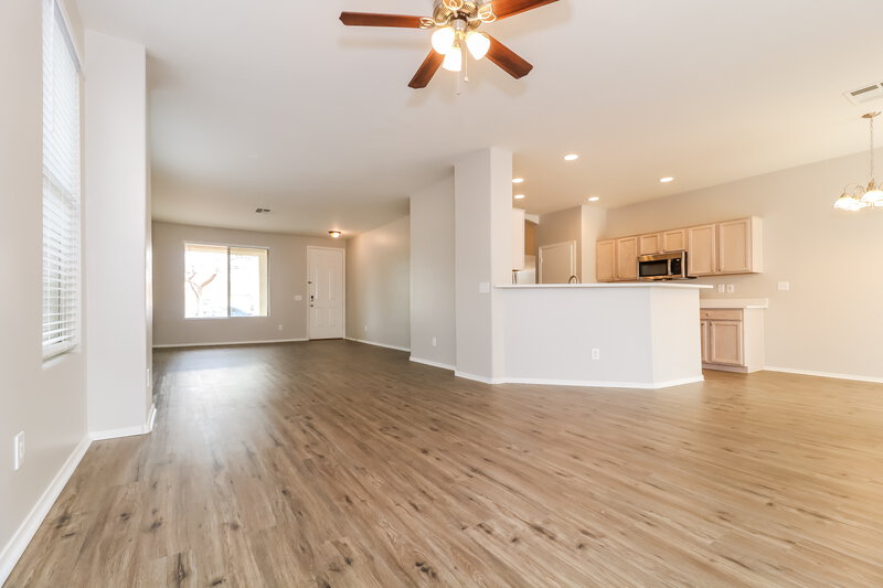 2,135/Mo, 14911 W Banff Ln Surprise, AZ 85379 Dining Room View 2