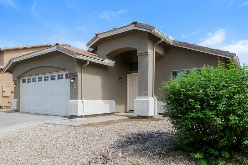 1,930/Mo, 3510 W Thurman Dr Laveen, AZ 85339 Front View