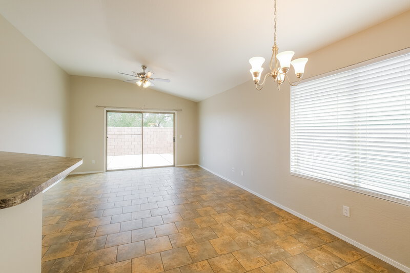 1,930/Mo, 3510 W Thurman Dr Laveen, AZ 85339 Living Room View 2