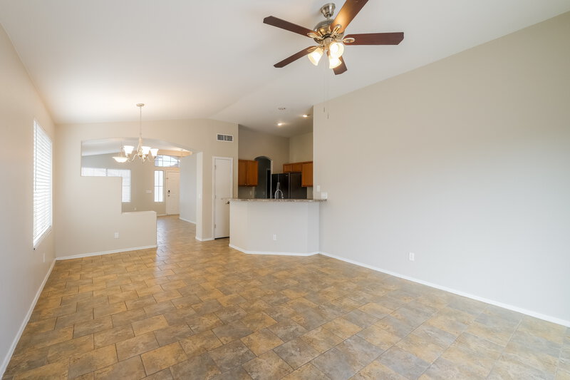1,930/Mo, 3510 W Thurman Dr Laveen, AZ 85339 Family Room View