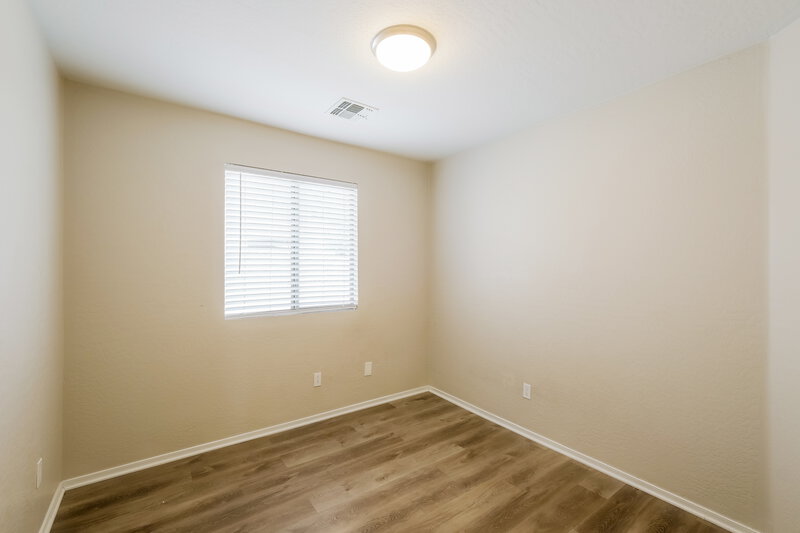 1,930/Mo, 3510 W Thurman Dr Laveen, AZ 85339 Bedroom View 2