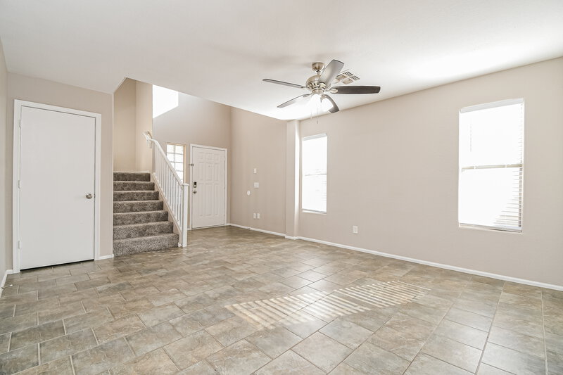 2,185/Mo, 3538 S Calderon Cir Mesa, AZ 85212 Living Room View 2