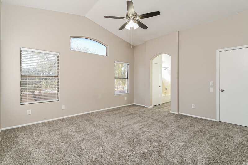 2,185/Mo, 3538 S Calderon Cir Mesa, AZ 85212 Main Bedroom View