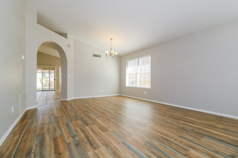 3,080/Mo, 17908 W Santa Alberta Ln Goodyear, AZ 85338 Dining Room View