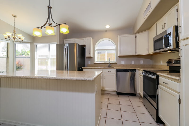 3,080/Mo, 17908 W Santa Alberta Ln Goodyear, AZ 85338 Kitchen View