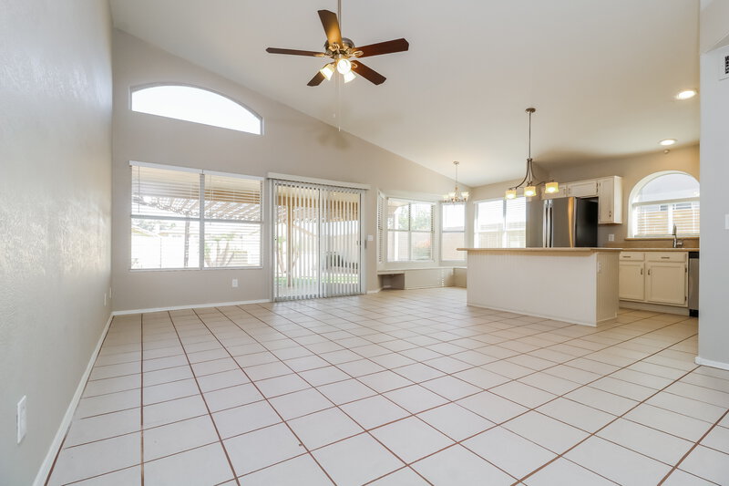 3,080/Mo, 17908 W Santa Alberta Ln Goodyear, AZ 85338 Bonus Room View
