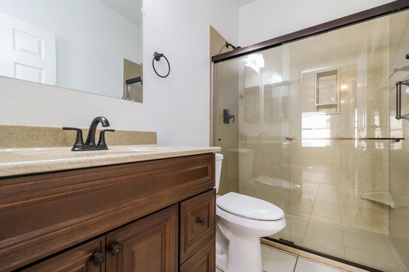 3,080/Mo, 17908 W Santa Alberta Ln Goodyear, AZ 85338 Bathroom View