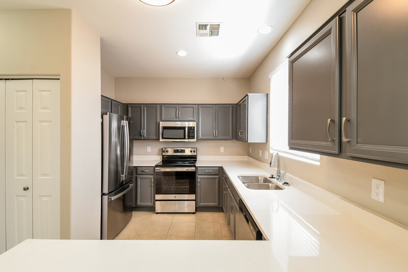 2,265/Mo, 8935 E Capri Ave Mesa, AZ 85208 Misc View 7