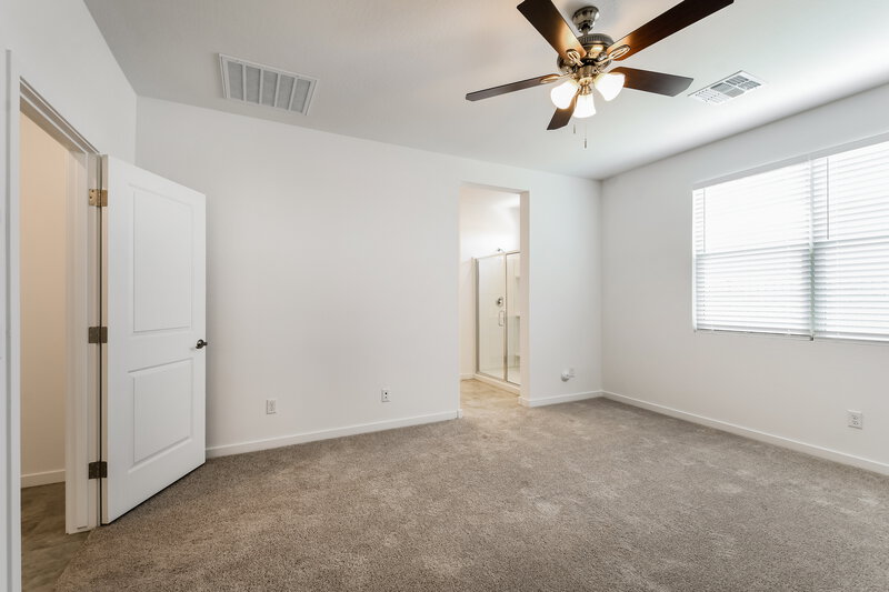 2,330/Mo, 25274 N 144th Lane Sun City West, AZ 85387 Main Bedroom View