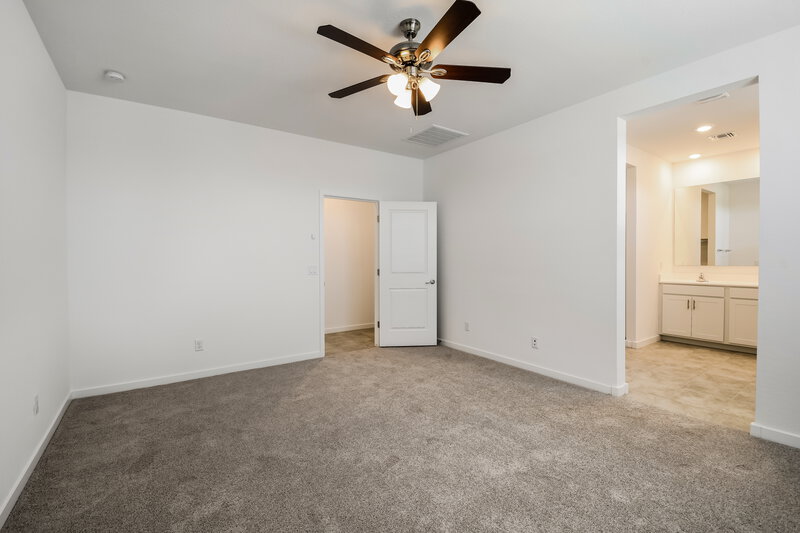 2,330/Mo, 25274 N 144th Lane Sun City West, AZ 85387 Main Bedroom View 2