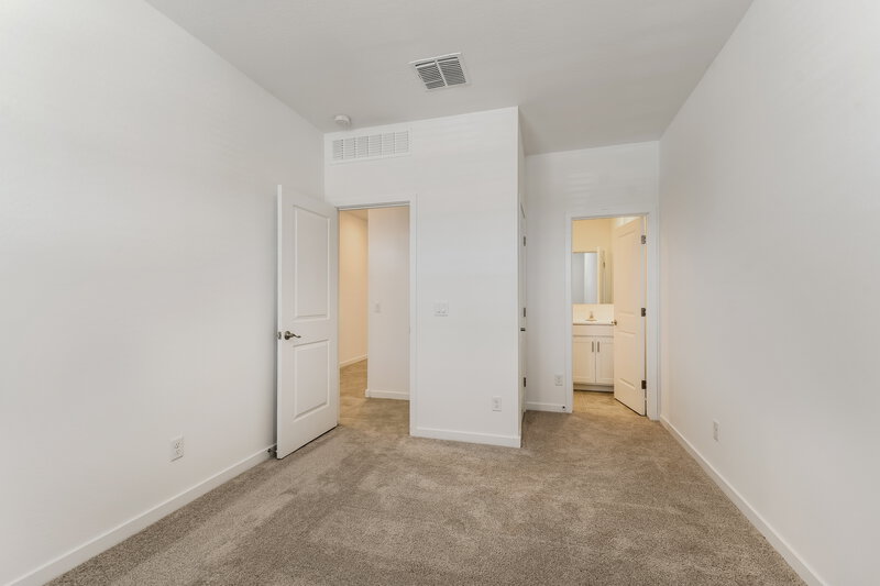 2,330/Mo, 25274 N 144th Lane Sun City West, AZ 85387 Bedroom View 4