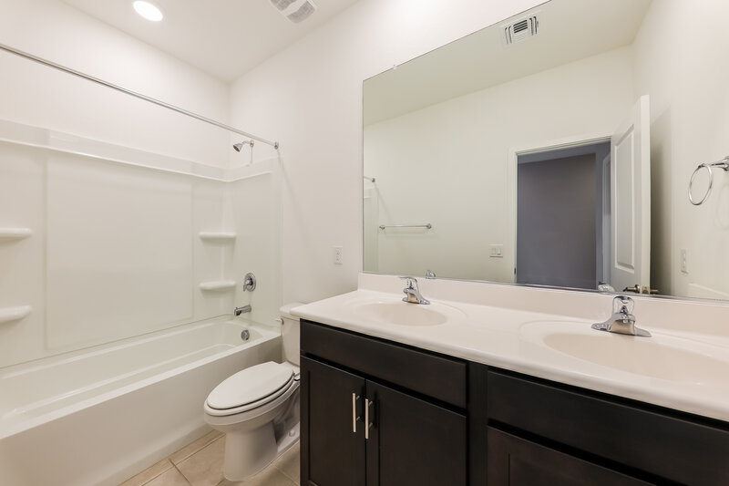 1,870/Mo, 25258 N 144th Drive Surprise, AZ 85387 Bathroom View