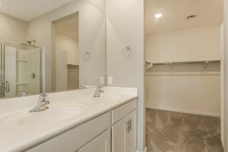 2,115/Mo, 14457 W Hackamore Drive Surprise, AZ 85387 Main Bathroom View