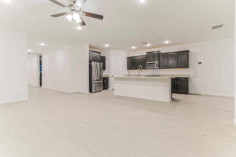 2,380/Mo, 4576 W Hannah Street San Tan Valley, AZ 85144 Living Room View 2