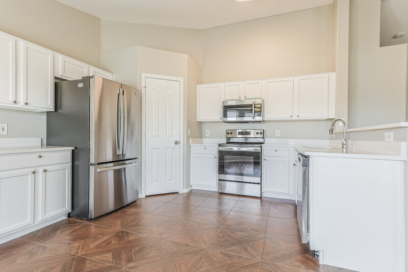 2,280/Mo, 2901 E Morgan Dr Gilbert, AZ 85295 Kitchen View