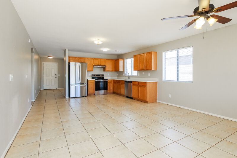 2,030/Mo, 3326 W Shumway Farm Rd Phoenix, AZ 85041 Dining Room View 2