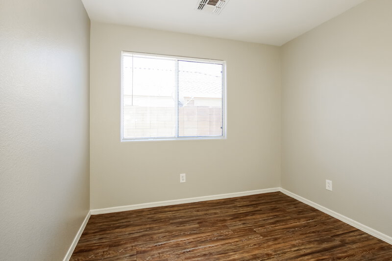 2,030/Mo, 3326 W Shumway Farm Rd Phoenix, AZ 85041 Bedroom View