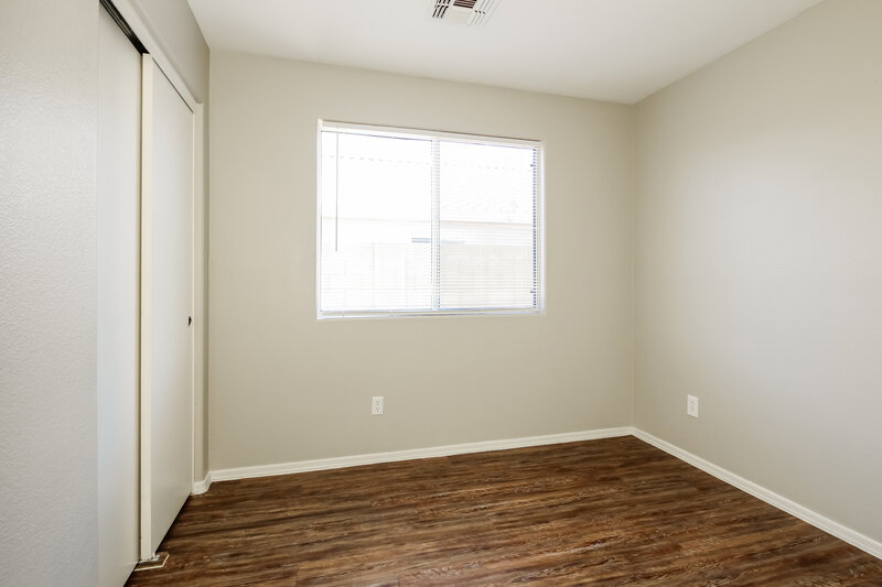 2,030/Mo, 3326 W Shumway Farm Rd Phoenix, AZ 85041 Bedroom View 2