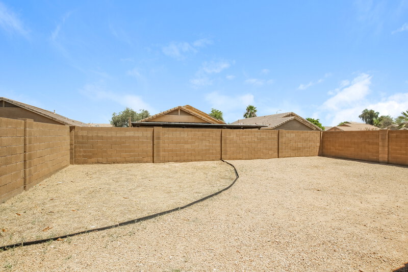 2,030/Mo, 3326 W Shumway Farm Rd Phoenix, AZ 85041 Rear View