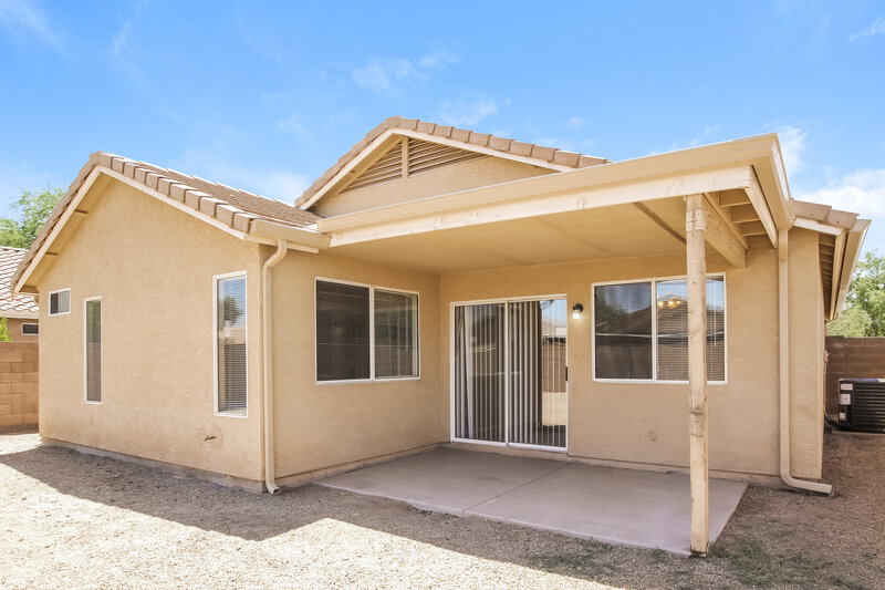 2,030/Mo, 3326 W Shumway Farm Rd Phoenix, AZ 85041 Rear View 2