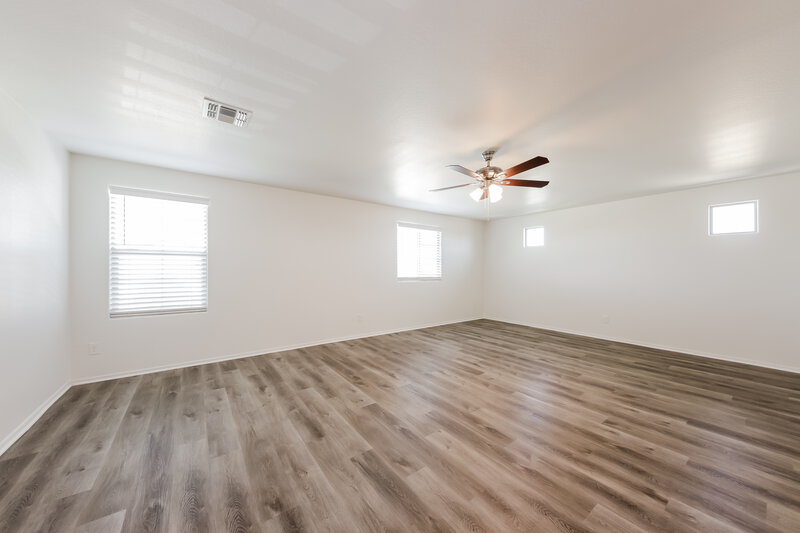 3,480/Mo, 9147 N 98th Ave Peoria, AZ 85345 Family Room View